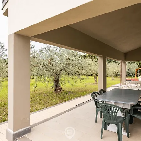 Garden Paradise Escape Villa